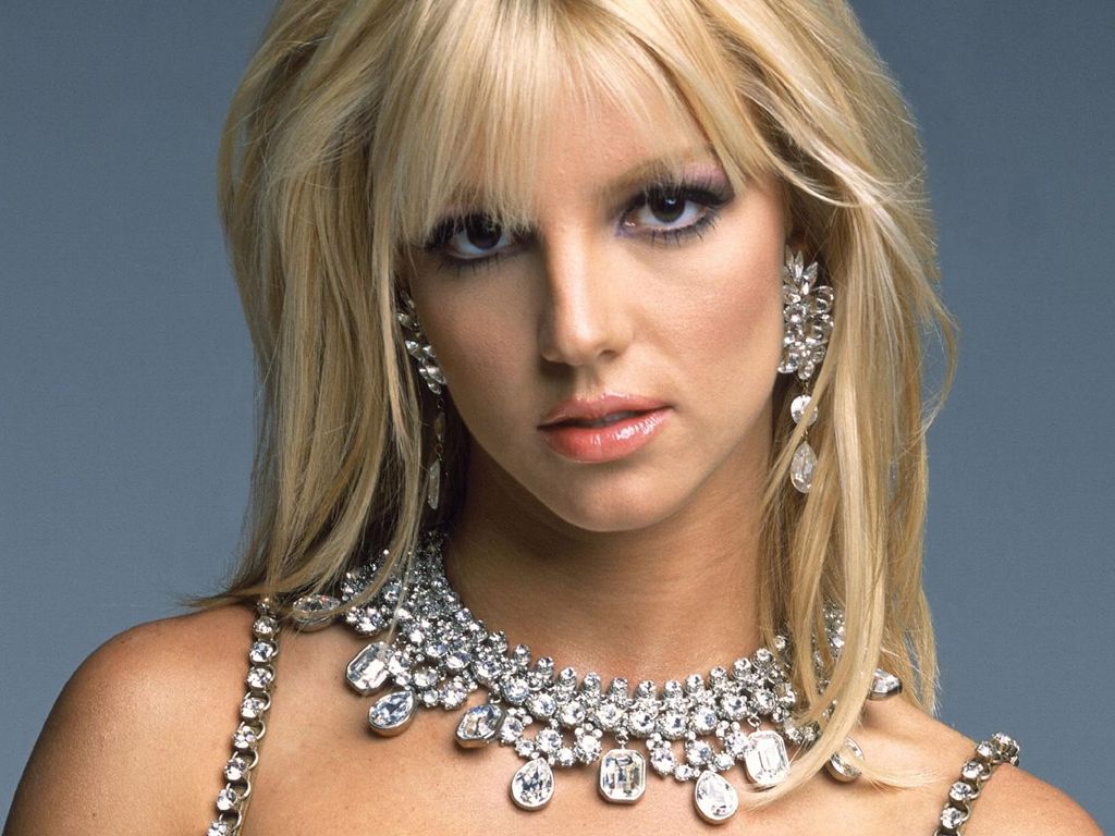 http://1.bp.blogspot.com/-XUD2qbWuG74/Tscb63A4XVI/AAAAAAAABBw/2sipSFQvRpA/s1600/britney-spears-wallpaper-4-759569.jpg