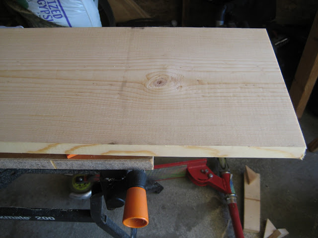 Happy At Home: A Simple Garden Bench