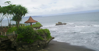 pantai batu hiu