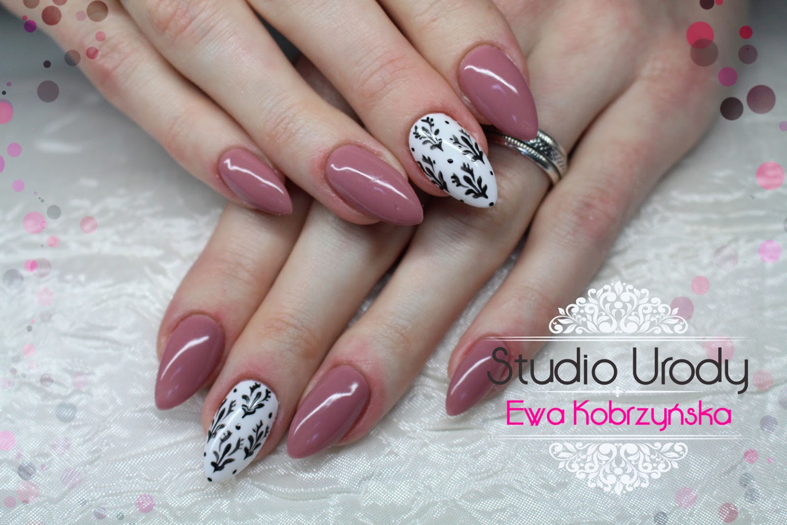 Stylizacja Paznokci Rzes Oraz Makijaz Stylizacja Paznokci