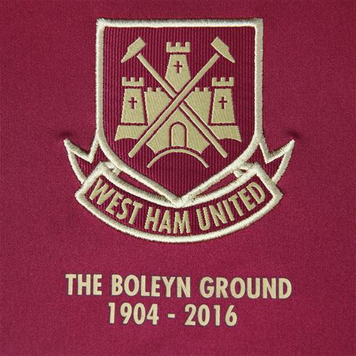 http://1.bp.blogspot.com/-XXzJRlg9tu0/VYPBxAdpUSI/AAAAAAAAkSM/OsNP8UlL6GI/s1600/West-Ham-United-15-16-Home-Kit%2B%25282%2529.jpg