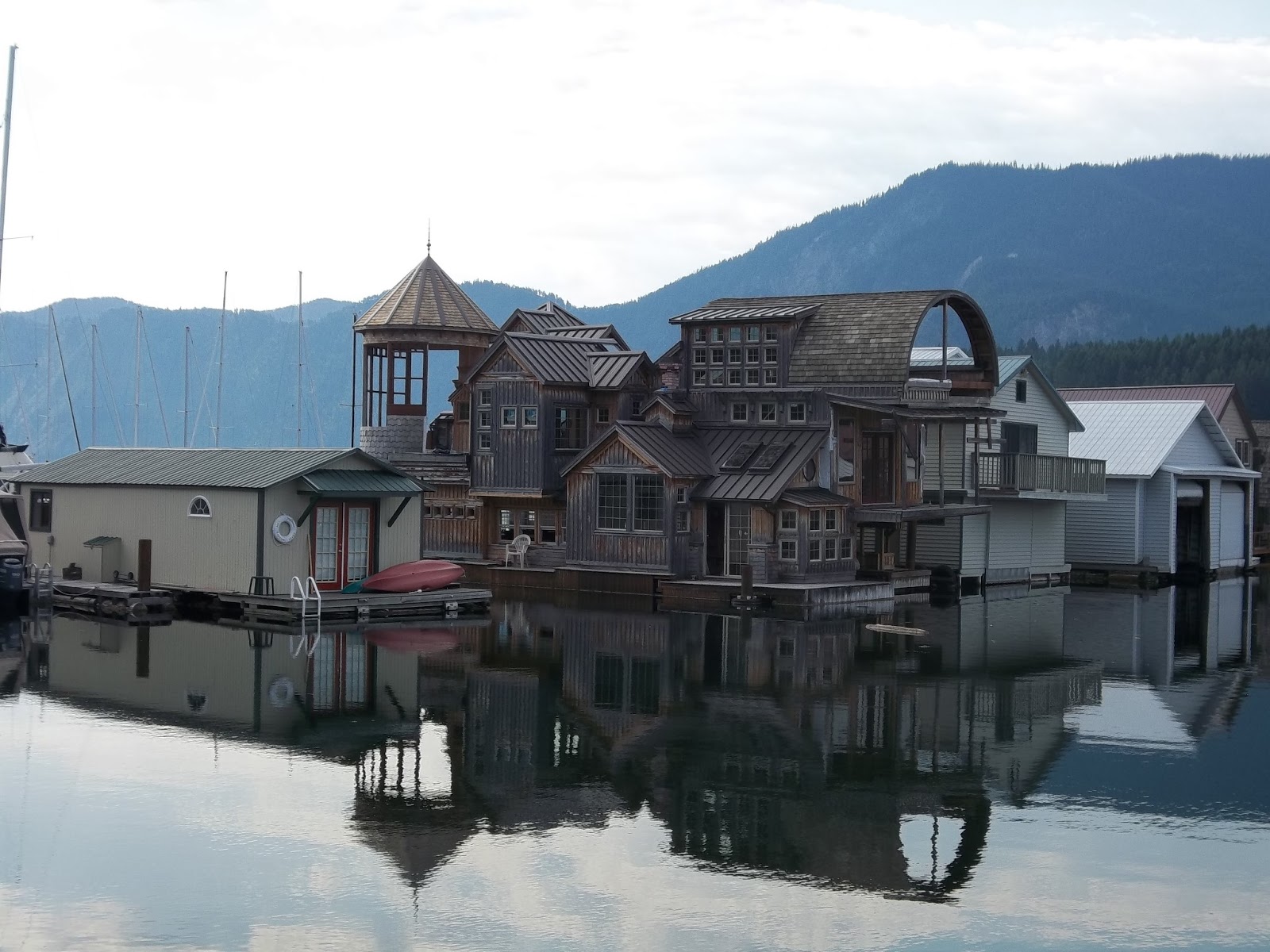 2 On the Road Along Lake Pend Oreille