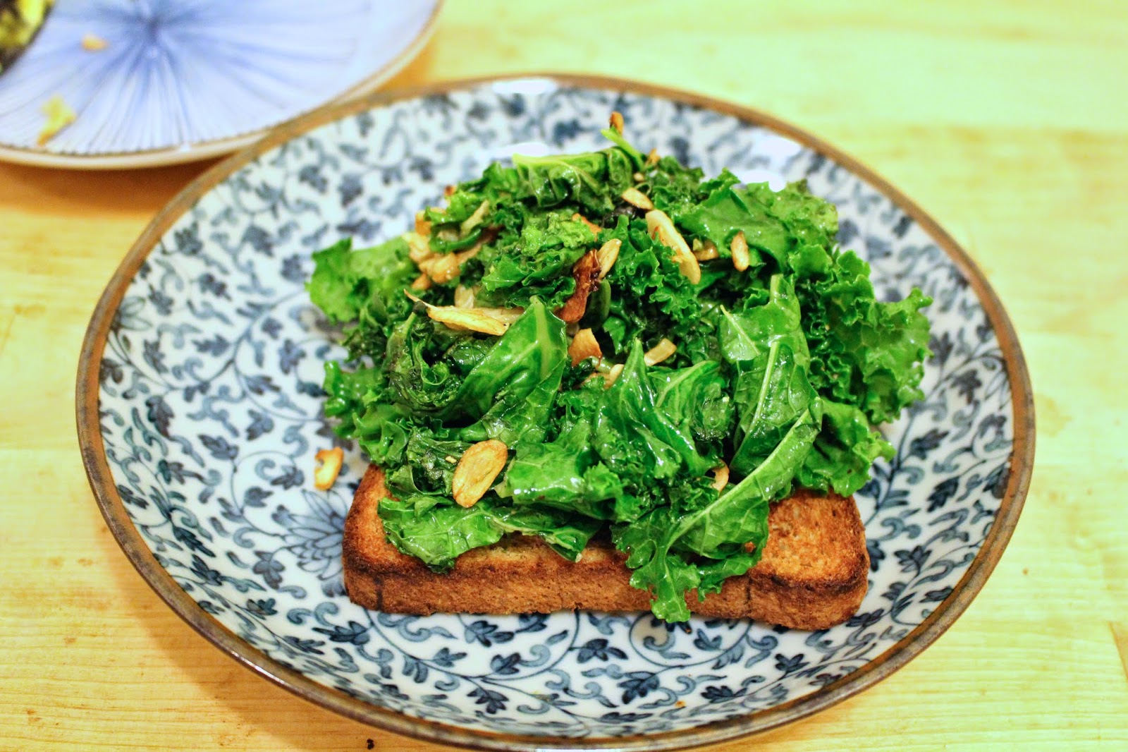 chrissstttiiine Garlicky Kale and Fried Egg on Toast