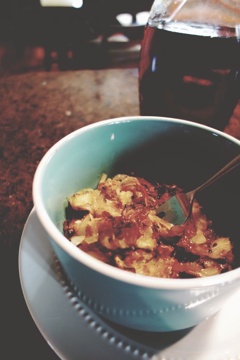 Maple Glazed Cabbage with Bacon {adaptable paleo, glutenfree