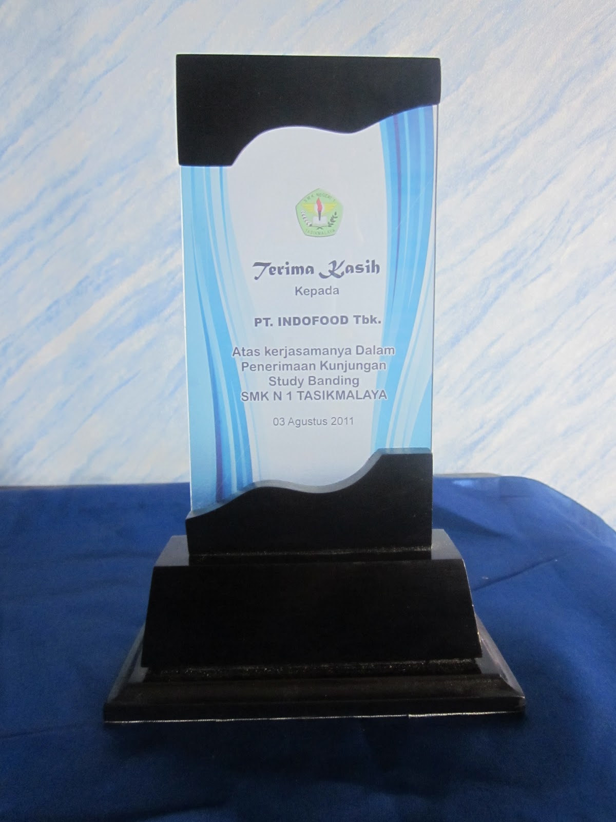 INSAN GROUP 1410 Desain Plakat Akrilik I