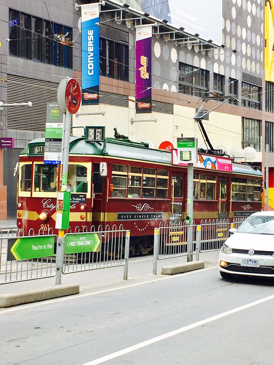 Tram Kuno yang Tetap Lestari