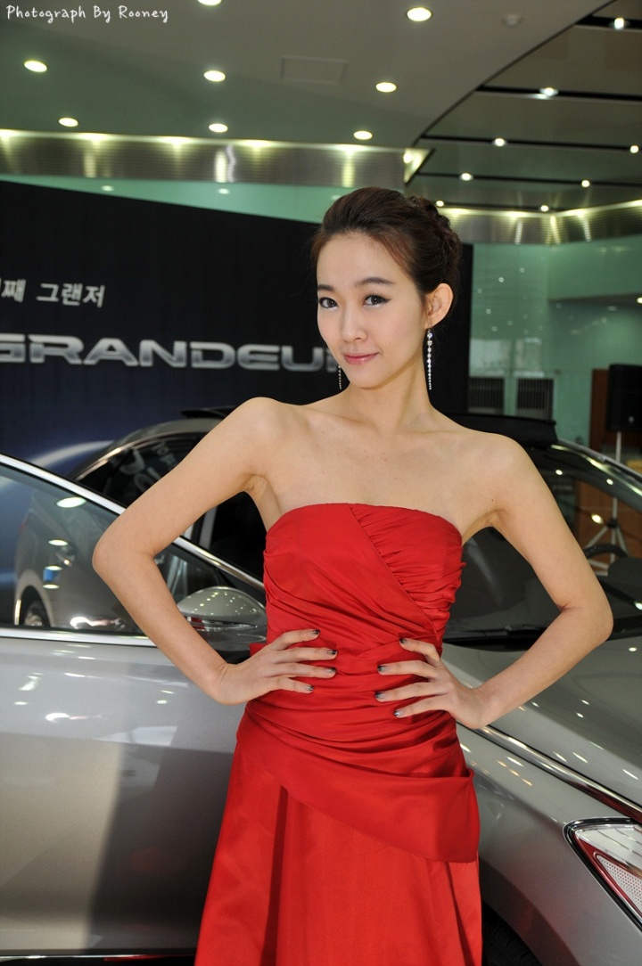 KONTES SEO: Korean Model Ahn Ri Na - Hyun Dai Motor Show Collection