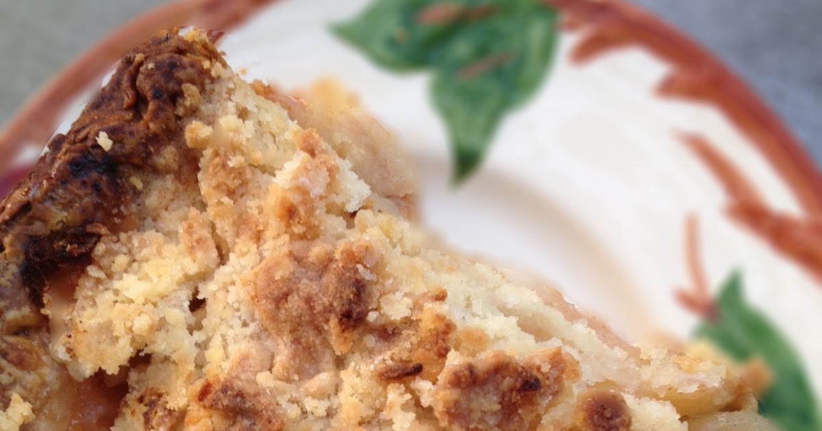Eckert's Country Store & Farms Gala Apple Crumb Pie