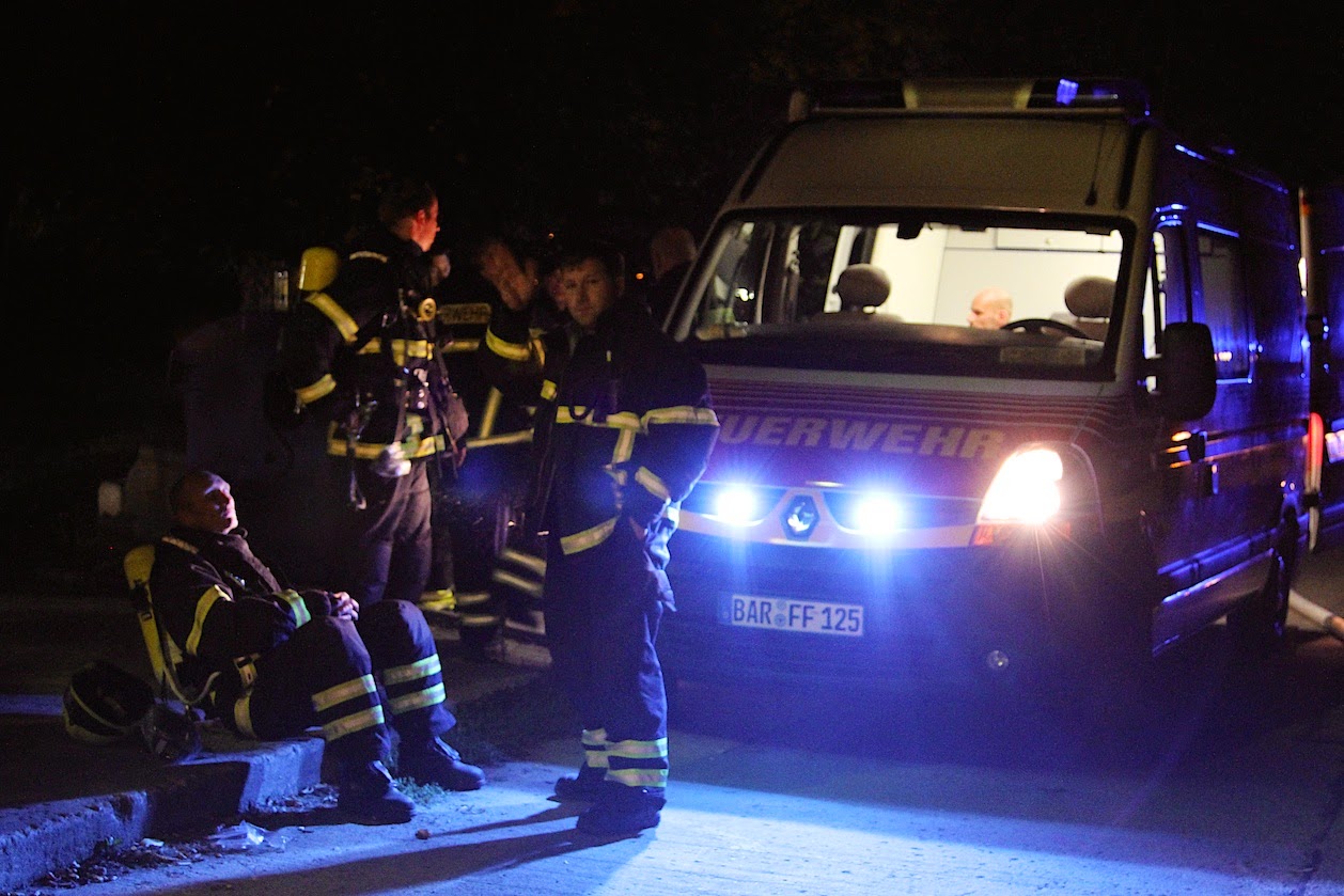 Grosseinsatz der Feuerwehren in Bernau - über 100 Einsatzbilder - 57 Bernau LIVE - Dein Stadtmagazin für Bernau bei Berlin