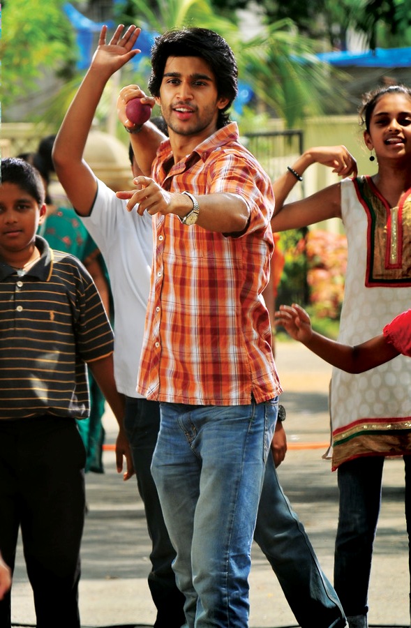 Abhijeet Duddala latest photo gallery, life is beautiful hero Abhijeet