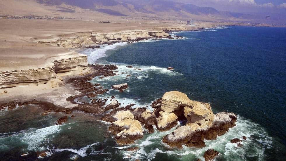 36. Antofogasta, Chile - 50 Stunning Aerials That Will Make You See the World in New Ways (PHOTOS) 36. Antofogasta, Chile - 50 Stunning Aerials That Will Make You See the World in New Ways (PHOTOS)