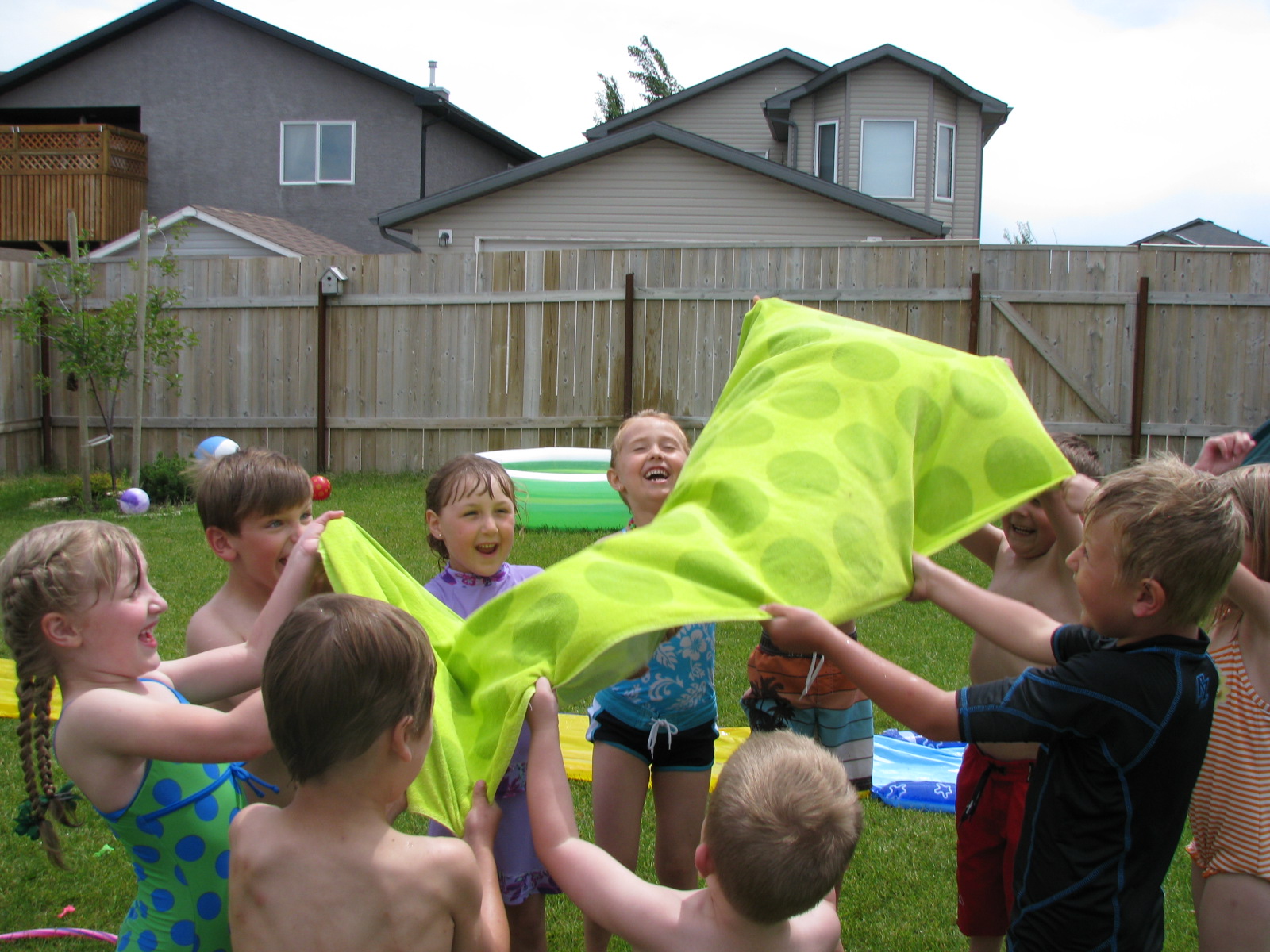 Making Merry Memories Water Balloon Games