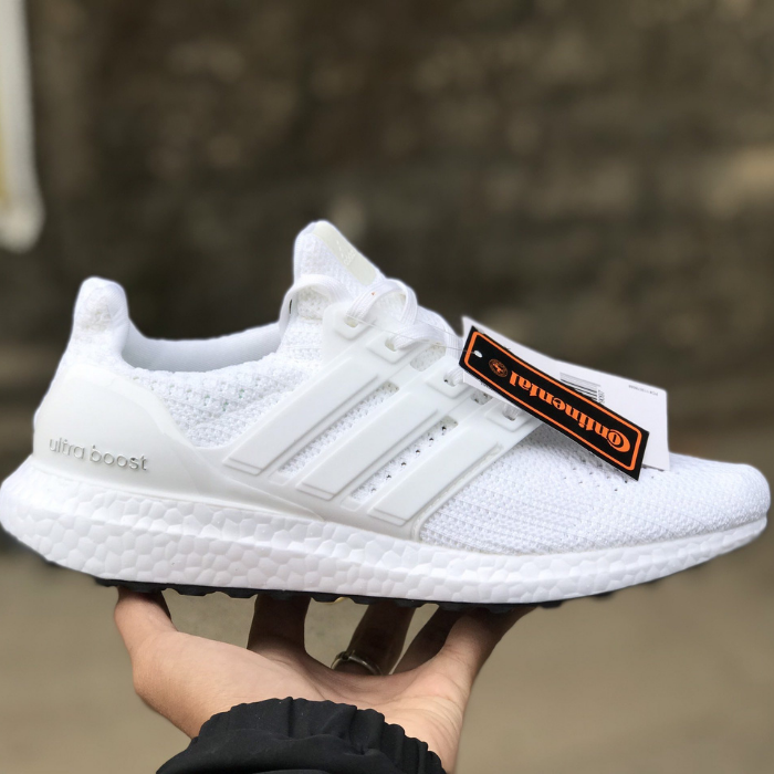 Ultra Boost 4.0 Trắng Full cực kỳ sang trọng và tinh tế
