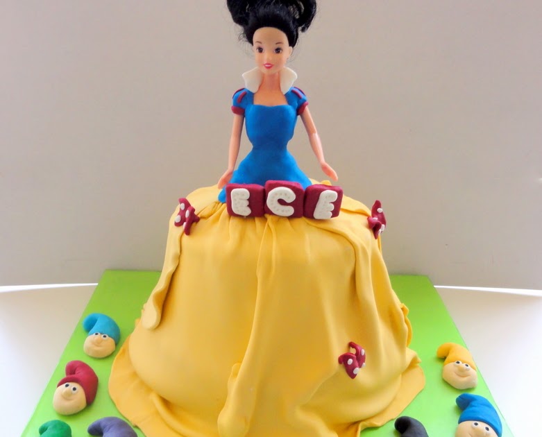 KURABİYE ADAM PASTA TASARIM ATÖLYESİ Pamuk Prenses Pastası