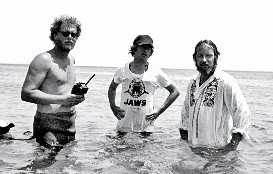 10 Amazing Behind-the-Scenes Photos from the Making Film "Jaws