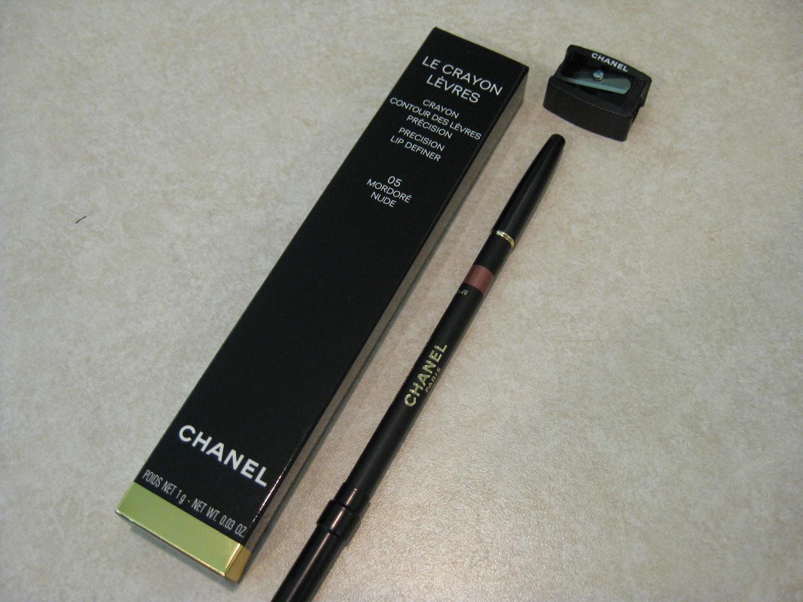 Jayded Dreaming Beauty Blog : CHANEL: Le Crayon Levres Precision Lip  Definer 05 Mordore - Nude