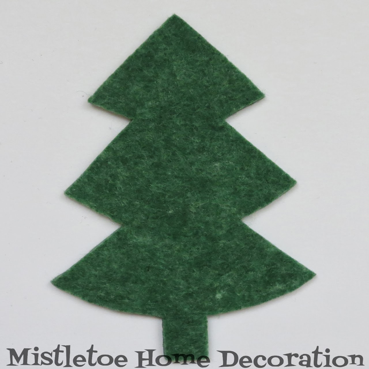 Mistletoe Home Felt Christmas tree for children