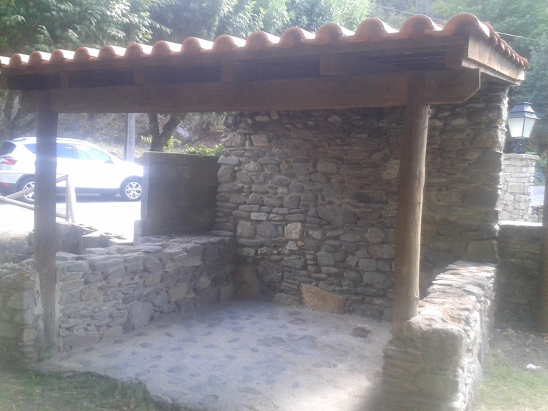 Churrasqueira do Parque de merendas de Sandomil Churrasqueira do Parque de merendas de Sandomil