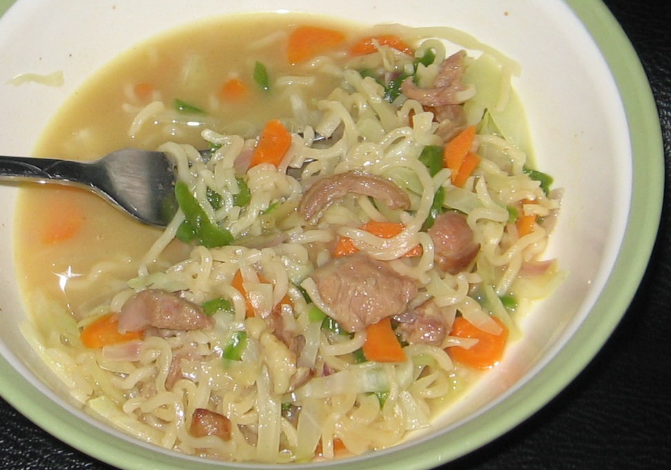 Shredded Chicken Gravy Noodles With Some Sauce