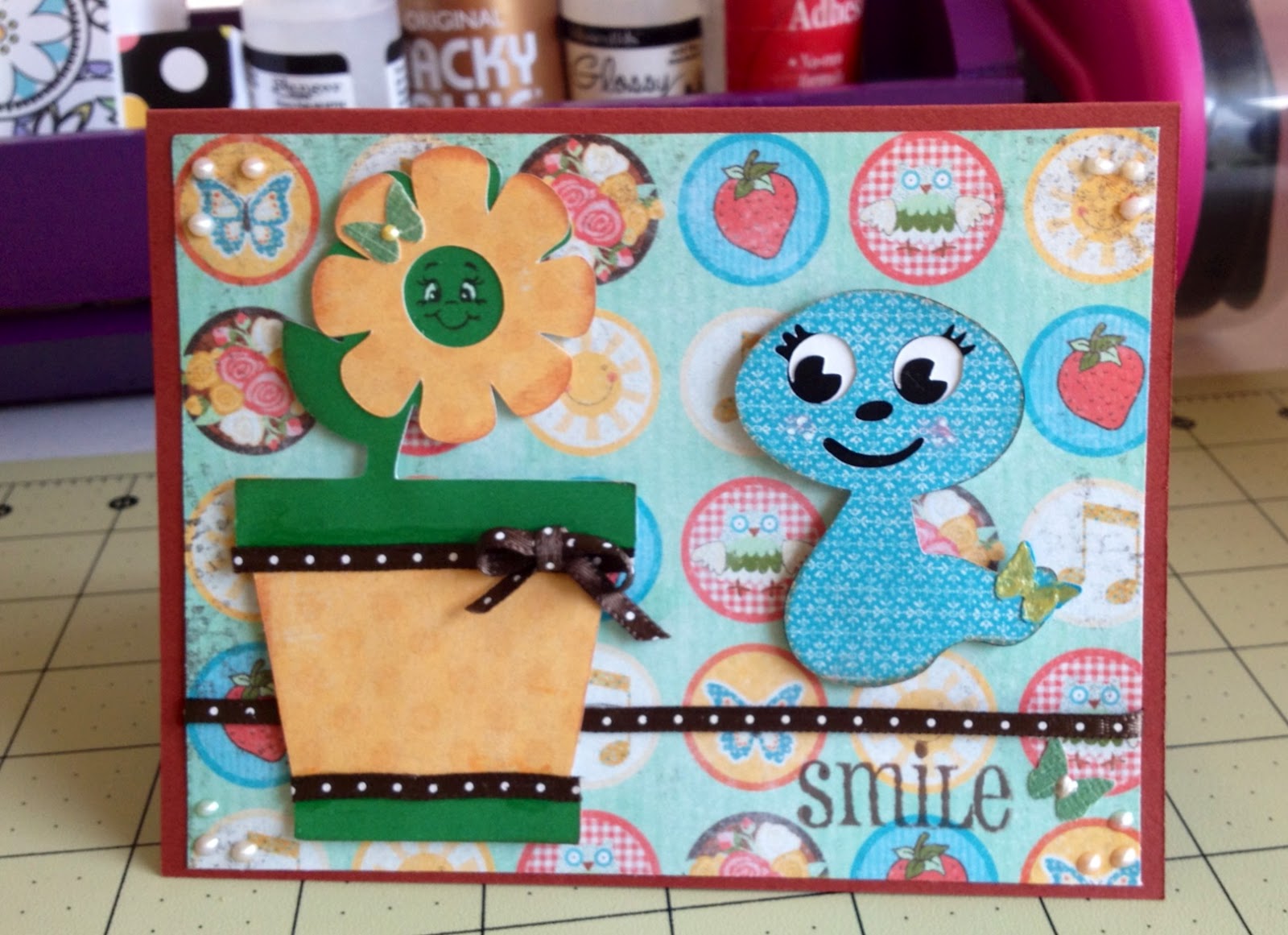  Marilyn's Cricut Cards Smiley Worm Card