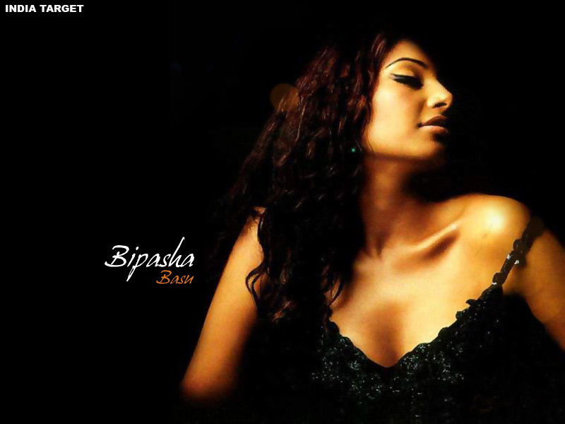 Bipasha Basu Wallpaper1 - Bipasha Basu Hot Wallpapers