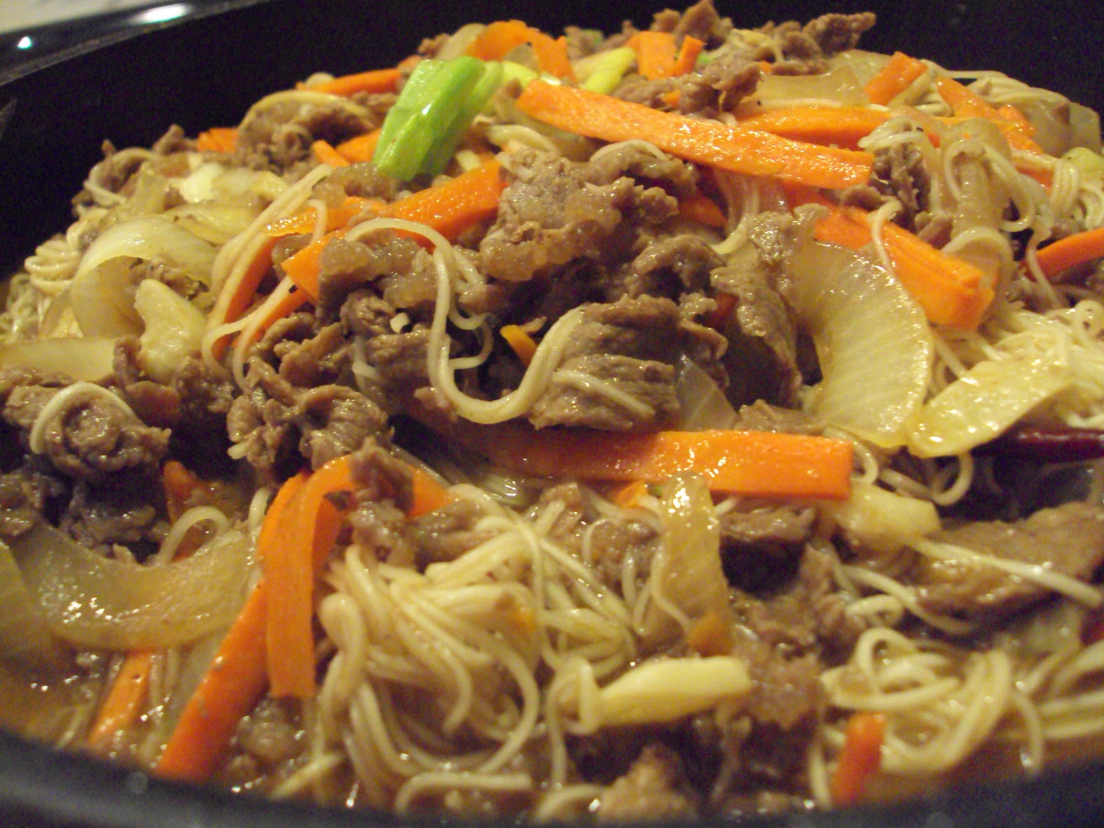 Kuching Noodles House StirFry MEE SUA with BEEF