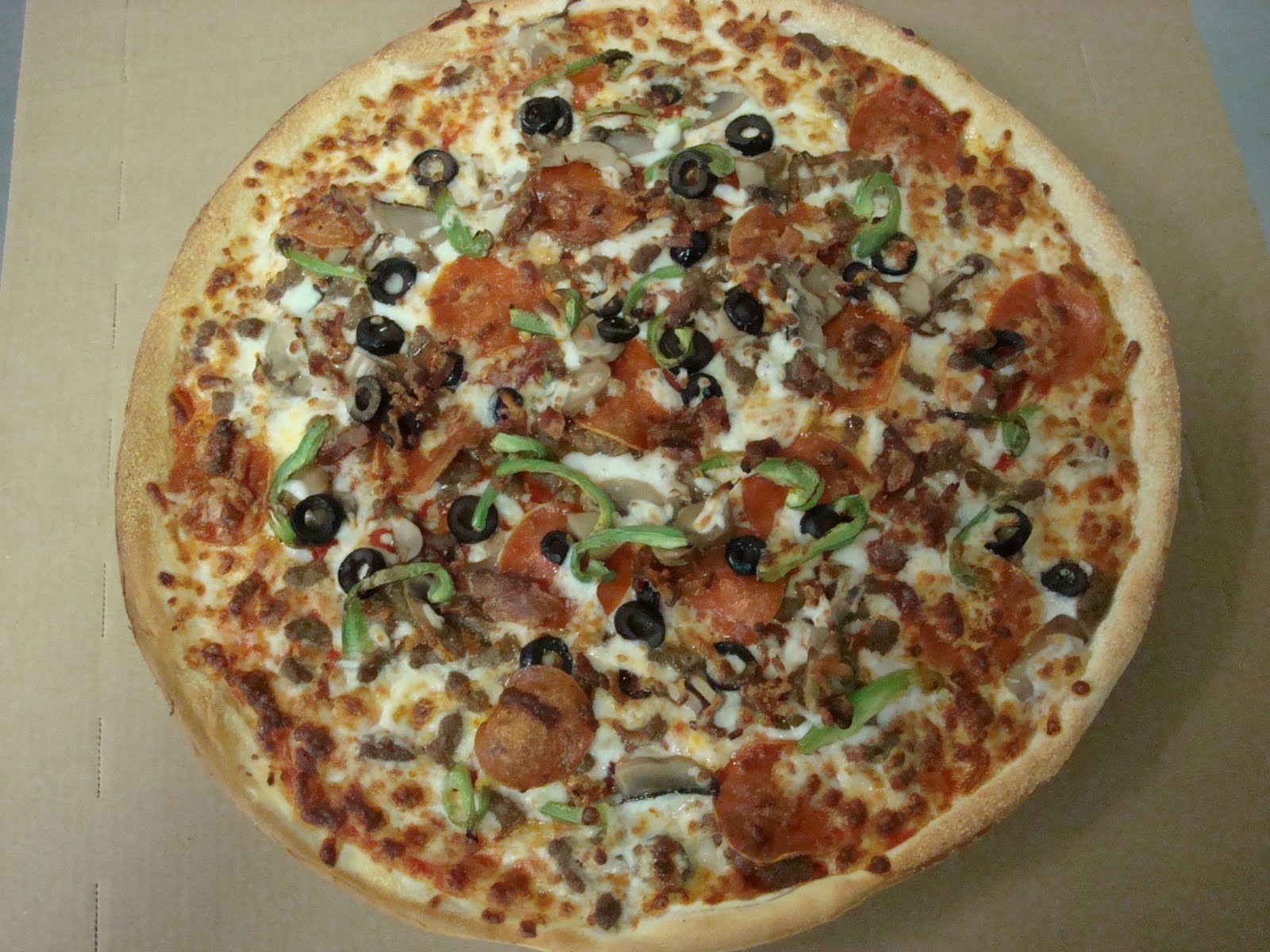 BUSTER`S BUSTER`S PIZZA SPECIALS