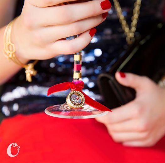 The Holidays Sparkle with Origami Owl Living Lockets from StoriedCharms.com