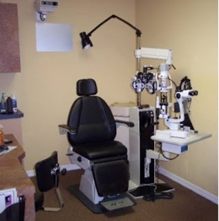 eye doctor chair