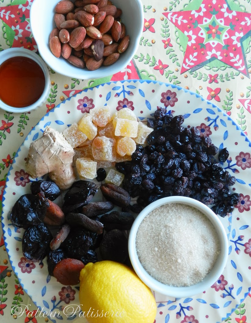 patternpatisserie Mini Christmas Pudding Dried Fruit Balls