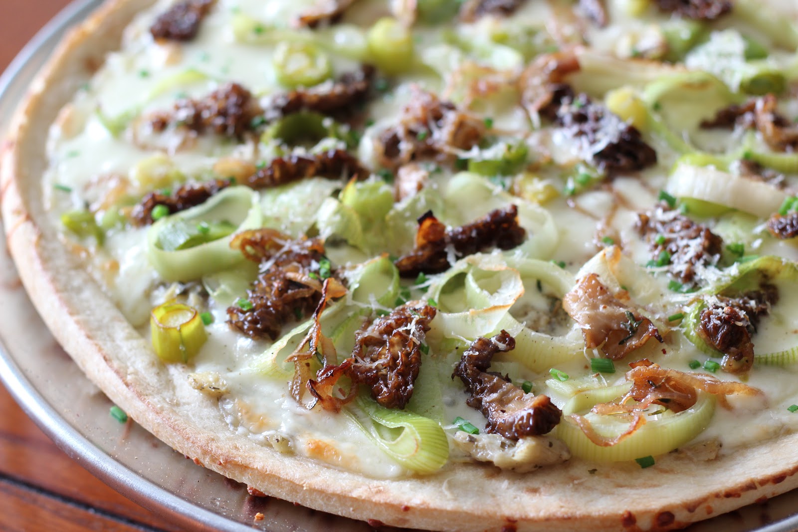 Food for Hunters Morel Mushroom, Leek and Shallot Pizza