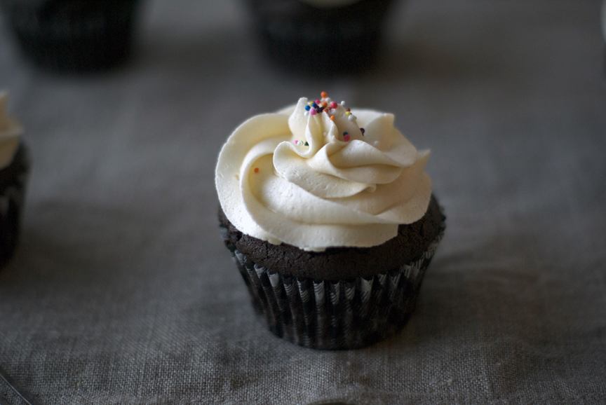 Coco Cake Land Cakes Cupcakes Vancouver BC Cupcake Attack!