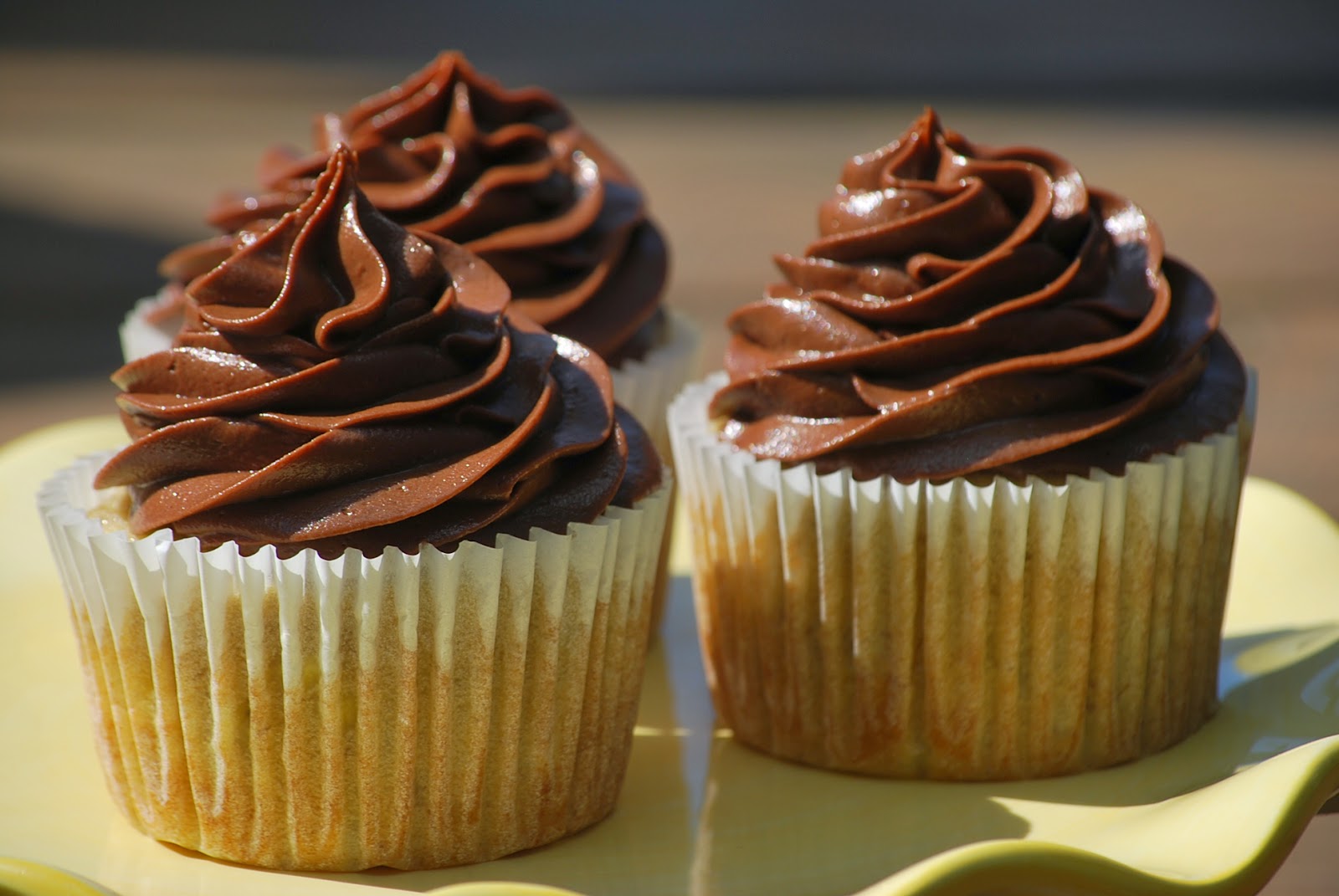 Banana Nutella Swirl Cake With Nutella Frosting Recipe — Dishmaps