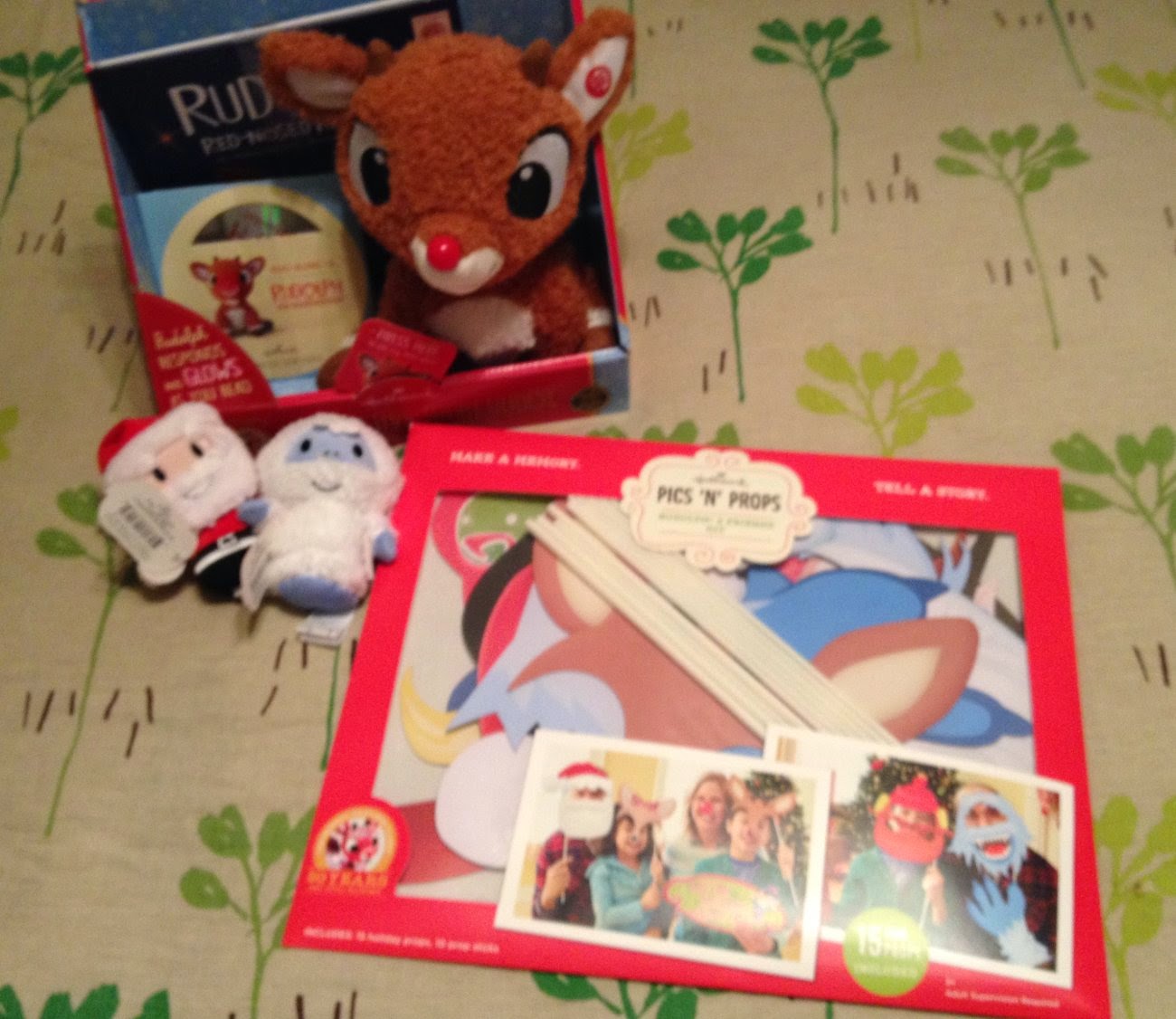 hallmark rudolph itty bitty