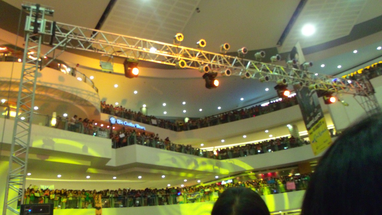 esor's HAEppiness! SIHAE in Manila (TriNoma Activity Center) August