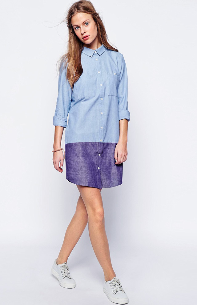 The chic new way to wear denim shirtdress and white sneakers. Great street style look!