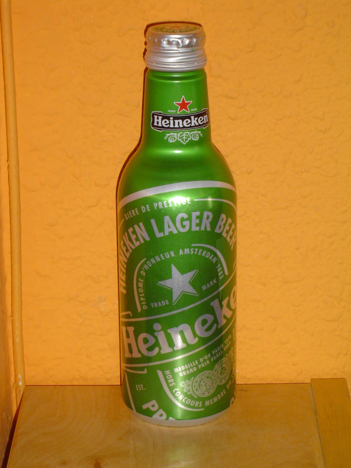 Coleccionando cervezas Heineken Twist