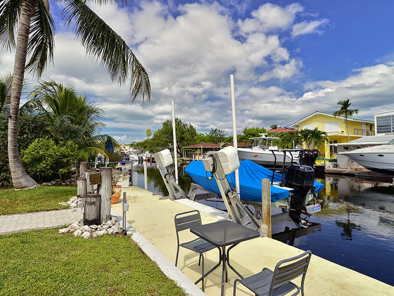 Real Estate in the Florida Keys All water front homes under 800K in the Upper Keys MM74 to MM110
