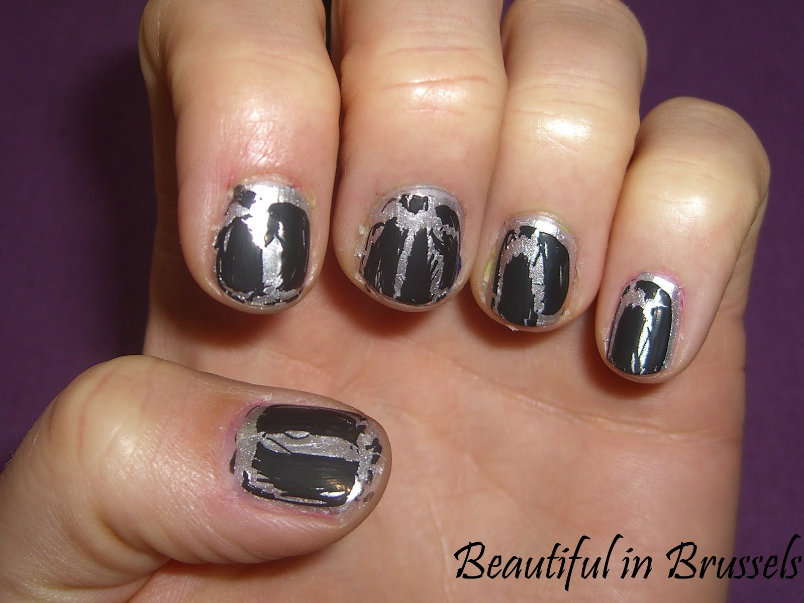 Beauty in Brussels Essence nail art cracking top coat review