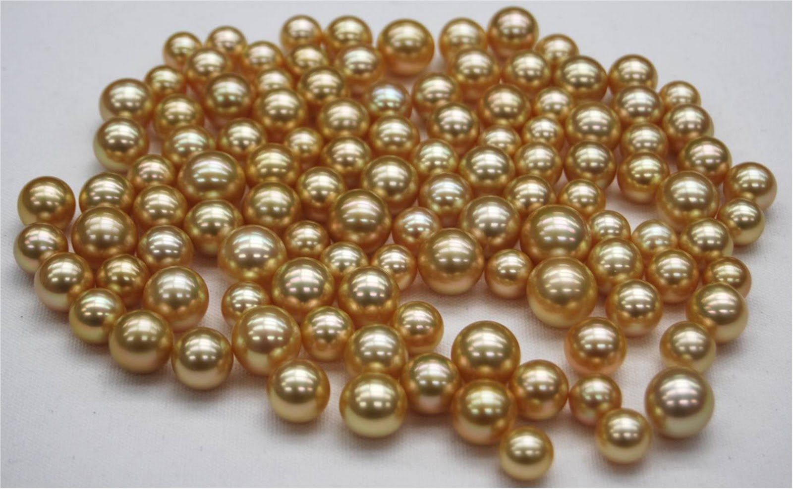 Jewelry News Network New Jewelry from Near and Far at the Hong Kong Show