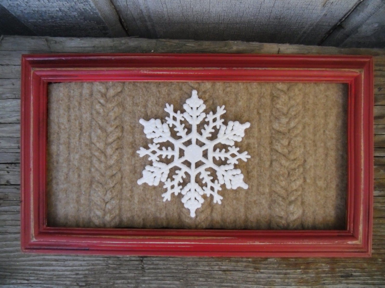 DIY or Don't! {Tutorial by Janelle} Cozy Frames