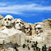 Sculpted Heads Of The Four US Presidents In Mount Rushmore