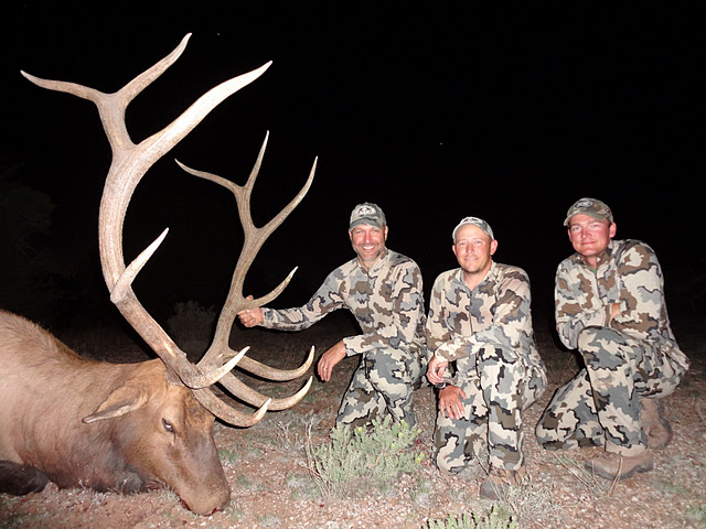 Dan+Troy+Arizona+Archery+Elk+with+Colburn+and+Scott+Outfitters+guides+Darr+colburn+and+Janis+Putelis.jpg
