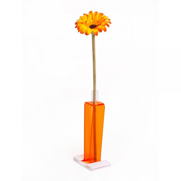 Progettazione e produzione di arredo e complementi d ...