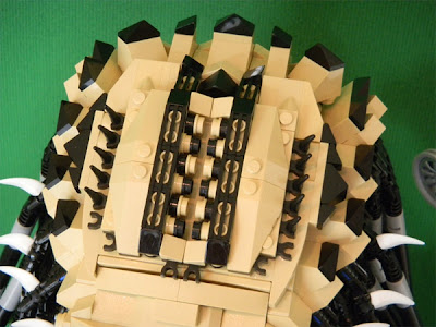 Depredador de Lego 5