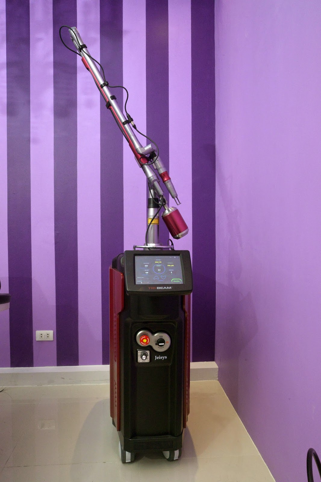 Feature The Skin Specialist's Erase Laser Dear Kitty Kittie Kath