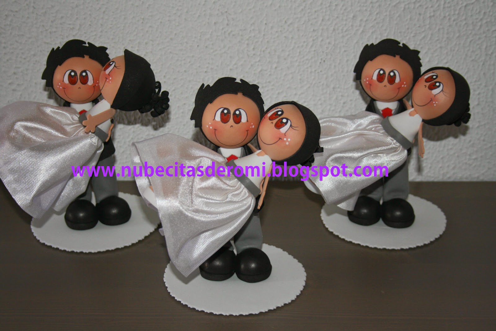 muñecos de goma eva novios personalizados