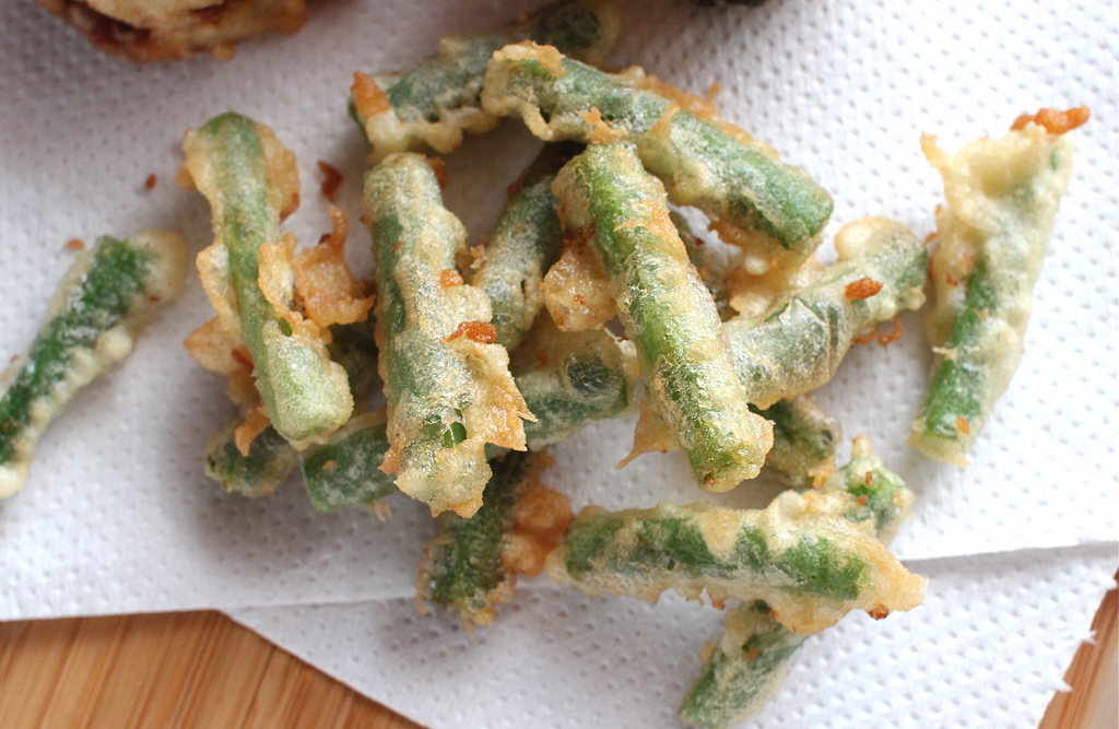 Food Endeavours of the Blue Apocalypse Renkon Hasami Age Deep Fried