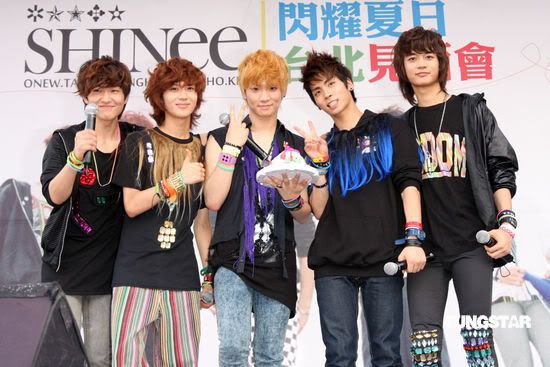 SHINEE_33_28092009151552.jpg