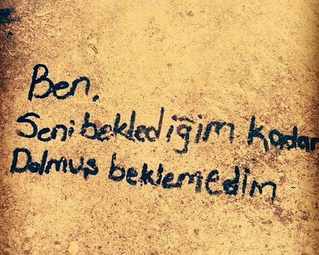 İlişkiler Üzerine Yazılmış Komik Duvar Yazıları